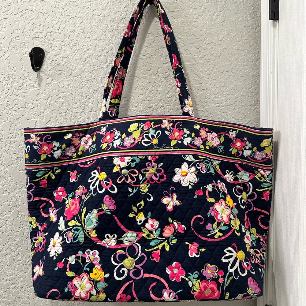 Vera Bradley Large Tote